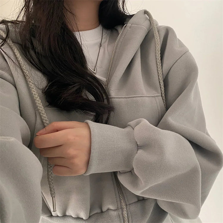 WOMEN'S TOPS