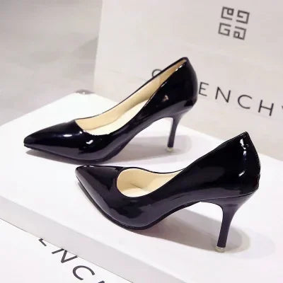 WOMEN'S SHOES