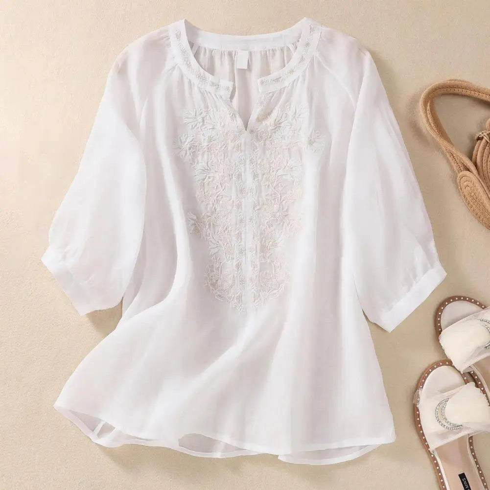 Cotton Linen Flower Embroidery Shirt Women Three Quarter Sleeves V Neck Casual Blouse Loose Solid Color Mother Blouse Women Top