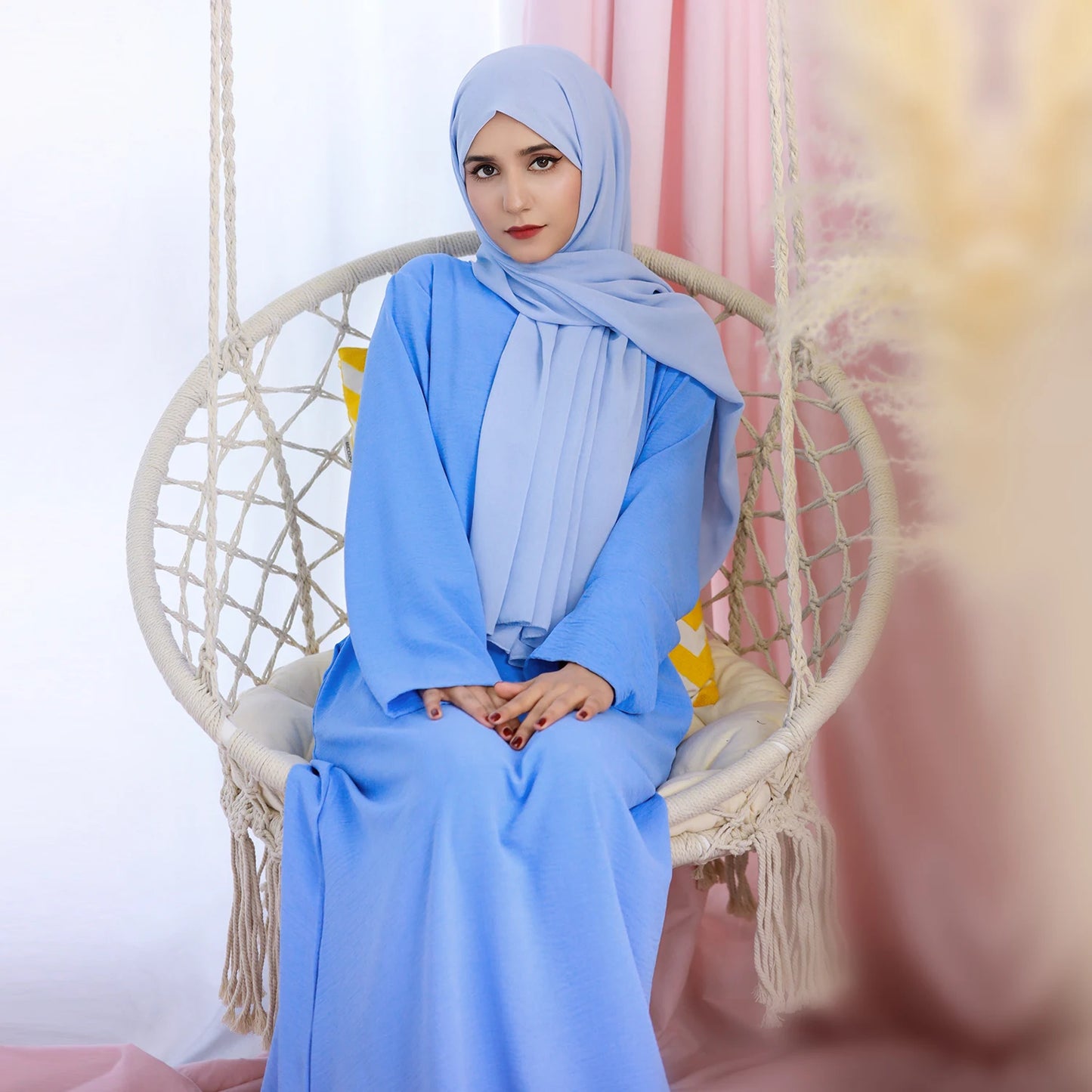 2025 Fashion Simple Muslim Dress Solid Abaya Arab Turkey Dubai Kaftan Modest Long Sleeve Maxi Dress Islamic Clothing LR593