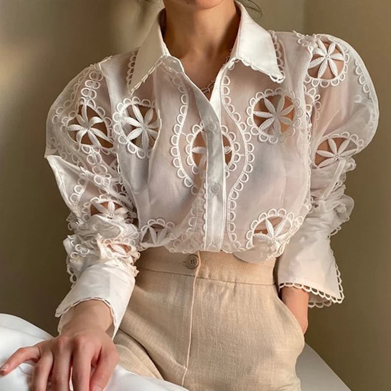 Spring Long Sleeve White Blouse Women Autumn Sexy Hollow Floral Embroidery Shirt Tops Vintage Loose Casual Blouses Blusas 13369