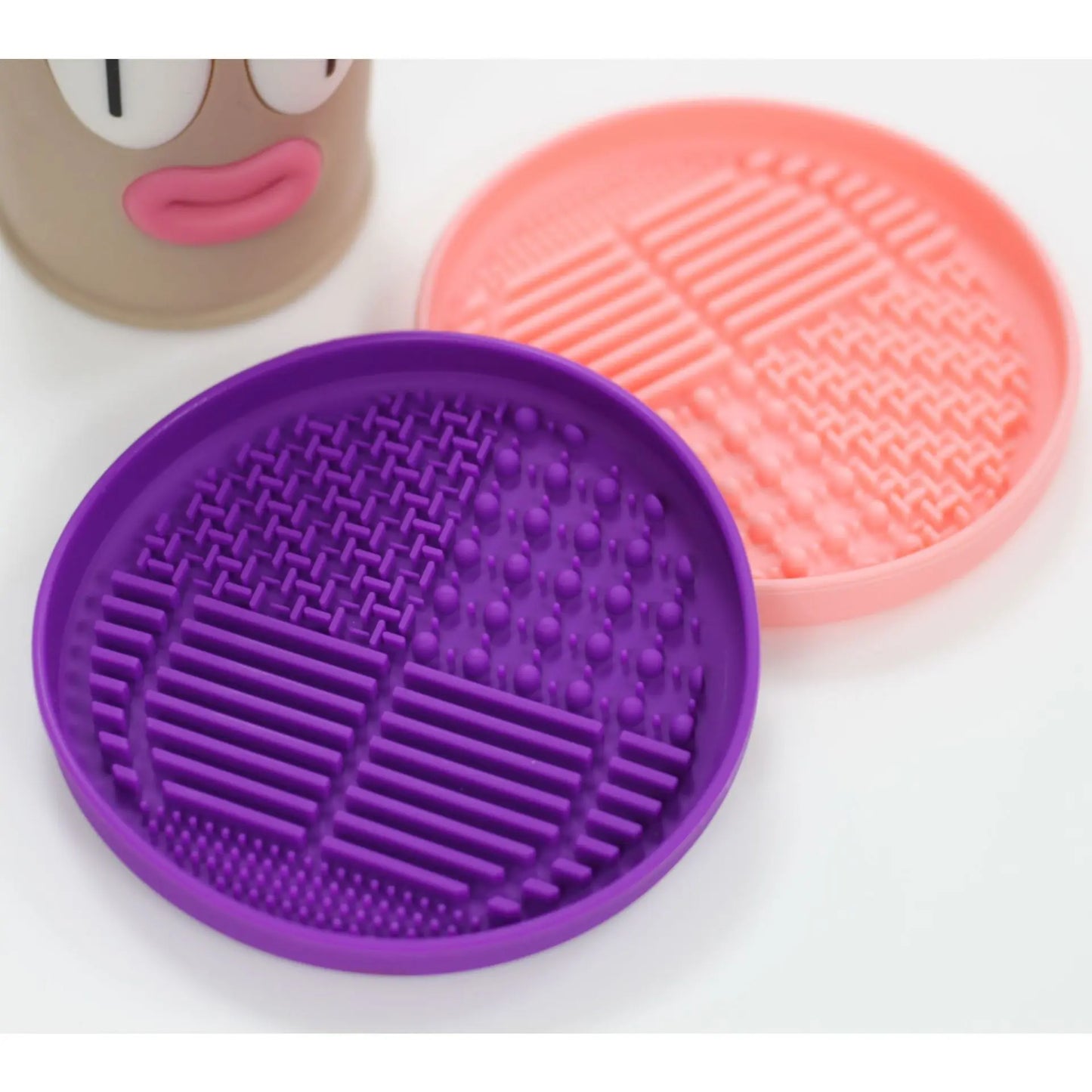 Pet supplies Slow Food Bowl Cat Anti-Knockover Anti-Slip Food Bowl Puppy Anti-choking Silicone Toy Food Plate