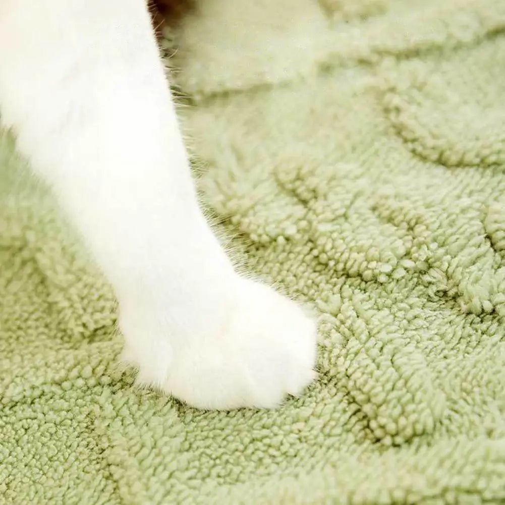 Pet Blanket Warm Dogs Cats Plush Blanket Thickened Warm Pet Sleeping Blanket for Dogs Cats Pet Supplies manta perros mascotas