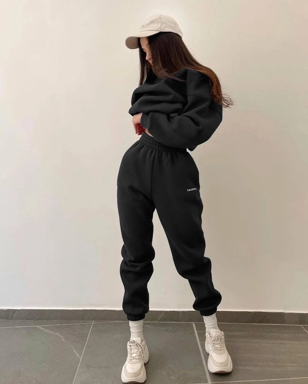 Autumn Hoodie Two Piece Sets Casual Long Sleeve Sweatshirts and Trousers Fleece Warm Two Piece Sets Lady Suit Women's Tracksuit