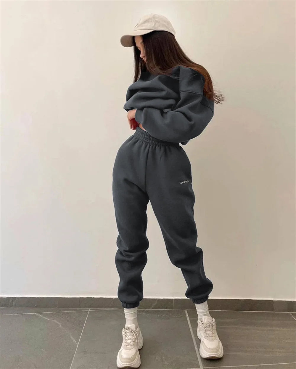 Autumn Hoodie Two Piece Sets Casual Long Sleeve Sweatshirts and Trousers Fleece Warm Two Piece Sets Lady Suit Women's Tracksuit