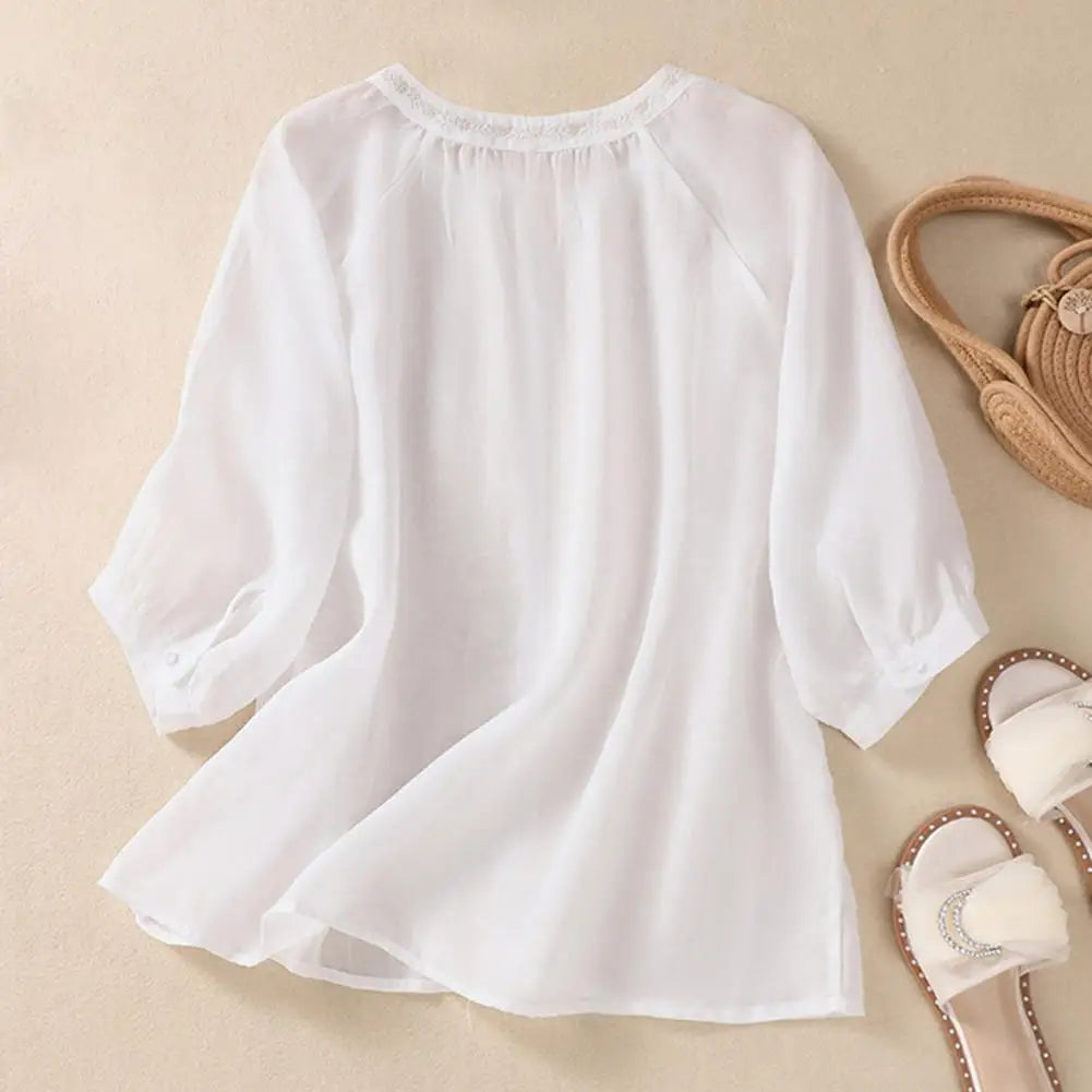 Cotton Linen Flower Embroidery Shirt Women Three Quarter Sleeves V Neck Casual Blouse Loose Solid Color Mother Blouse Women Top