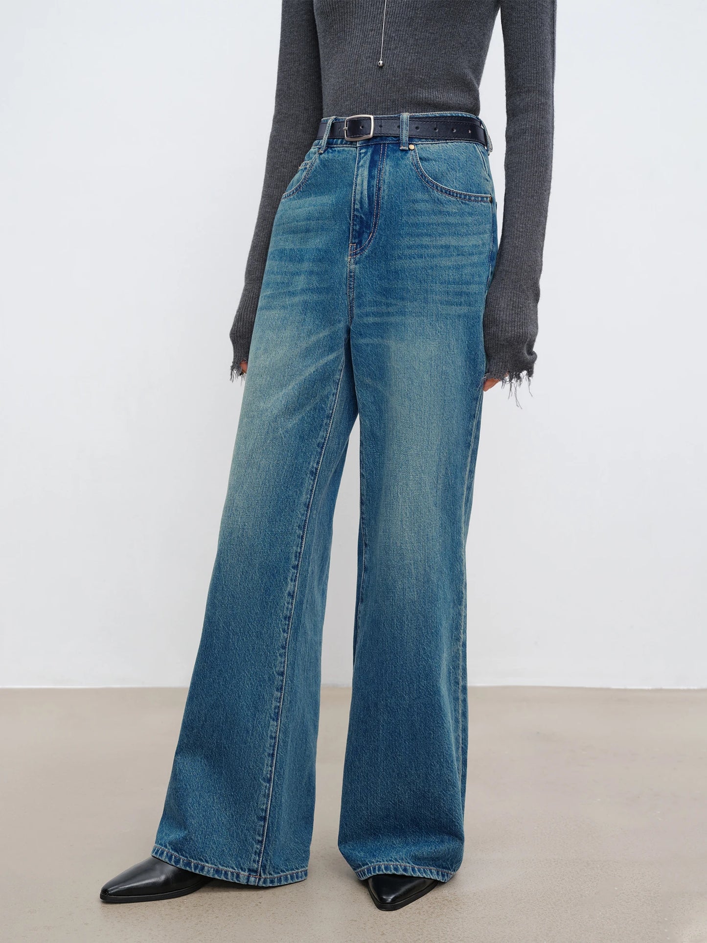 ZIQIAO Retro Solid Wide-leg Pants Versatile Casual Flared Jeans For Women 2024 New Mopping Long Pants 24ZQ93011