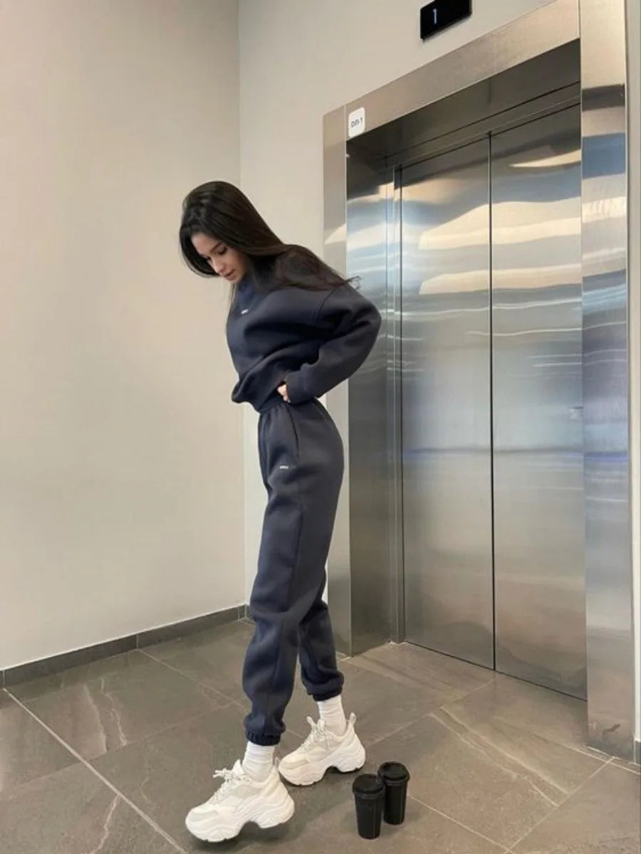 Autumn Hoodie Two Piece Sets Casual Long Sleeve Sweatshirts and Trousers Fleece Warm Two Piece Sets Lady Suit Women's Tracksuit