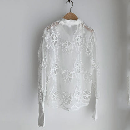 Spring Long Sleeve White Blouse Women Autumn Sexy Hollow Floral Embroidery Shirt Tops Vintage Loose Casual Blouses Blusas 13369