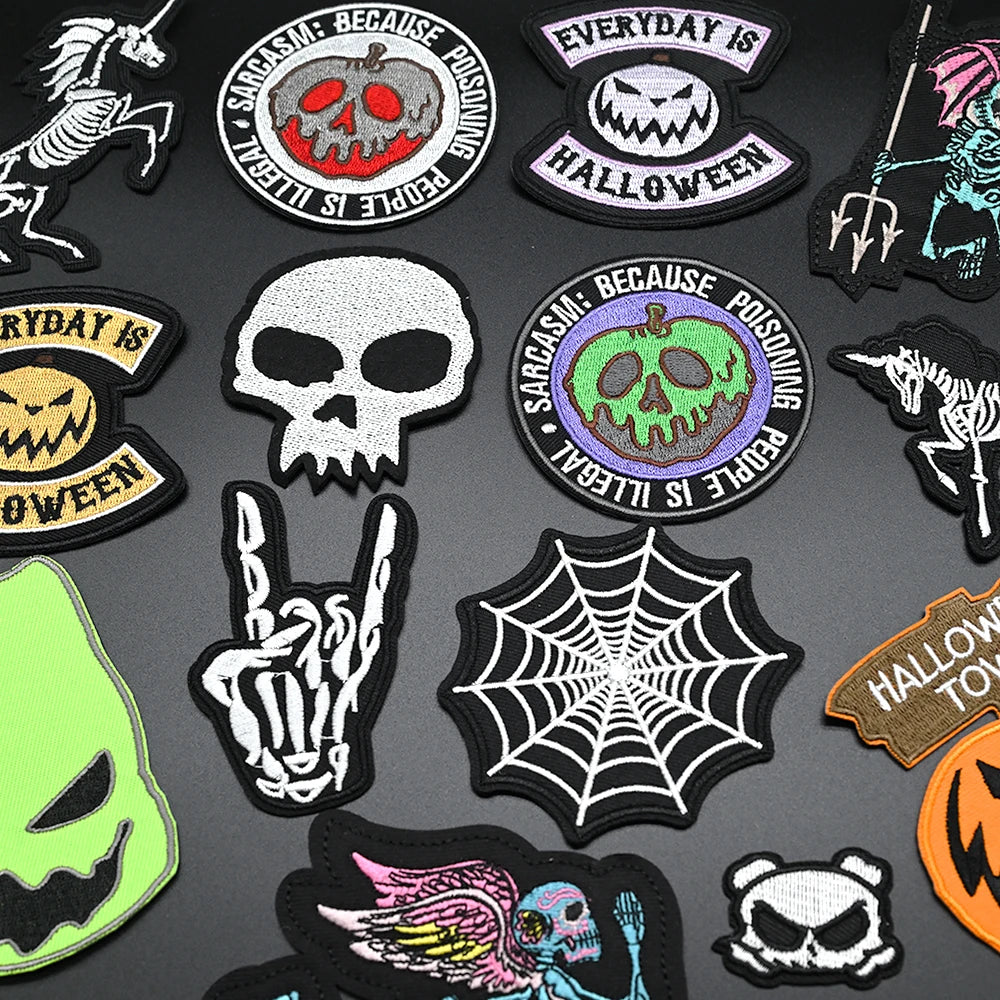 Halloween Iron-on Patch for Clothes Stickers Pumpkin Ghost Apple Devil Embroidery Backpack Jacket Horror Punk Patches Decorative