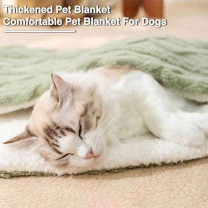 Pet Blanket Warm Dogs Cats Plush Blanket Thickened Warm Pet Sleeping Blanket for Dogs Cats Pet Supplies manta perros mascotas