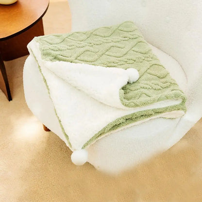 Pet Blanket Warm Dogs Cats Plush Blanket Thickened Warm Pet Sleeping Blanket for Dogs Cats Pet Supplies manta perros mascotas