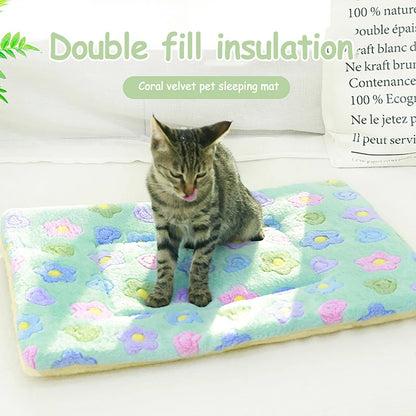 Universal Thickened Pet Sleeping Mat Cat Bed Soft Pet Blanket Mat Washable Autumn Winter Warm Carpet Pet Pad Pet Supplies