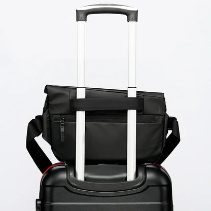 Crossbody Bag with Magnetic Buckle
